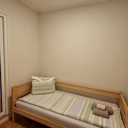 Lux Apartman Ava Kikinda Esterno foto